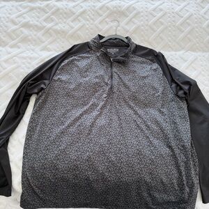 Maelreg Black and Gray Quarter-Zip Pullover